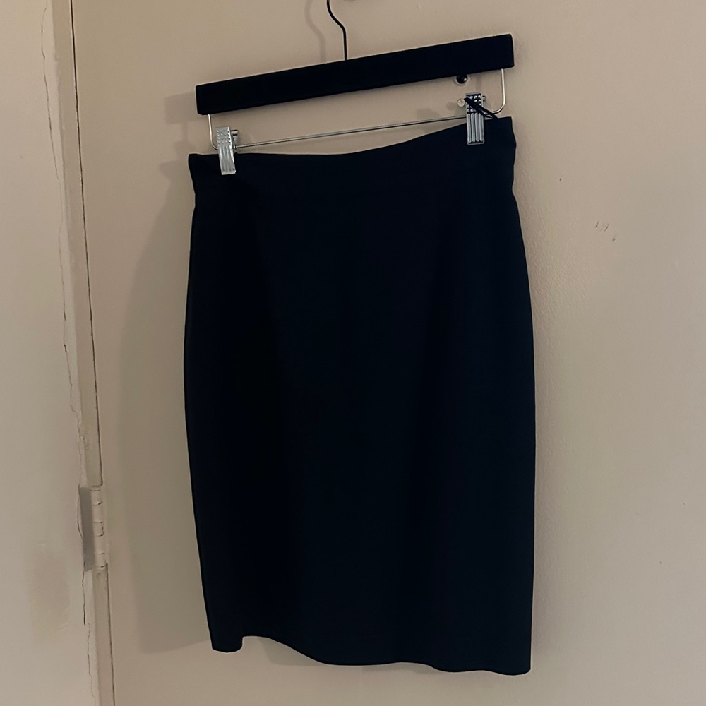 VTG Kenar Classic Black Pencil Skirt. Quiet Luxury, Business Casual, Minimalist